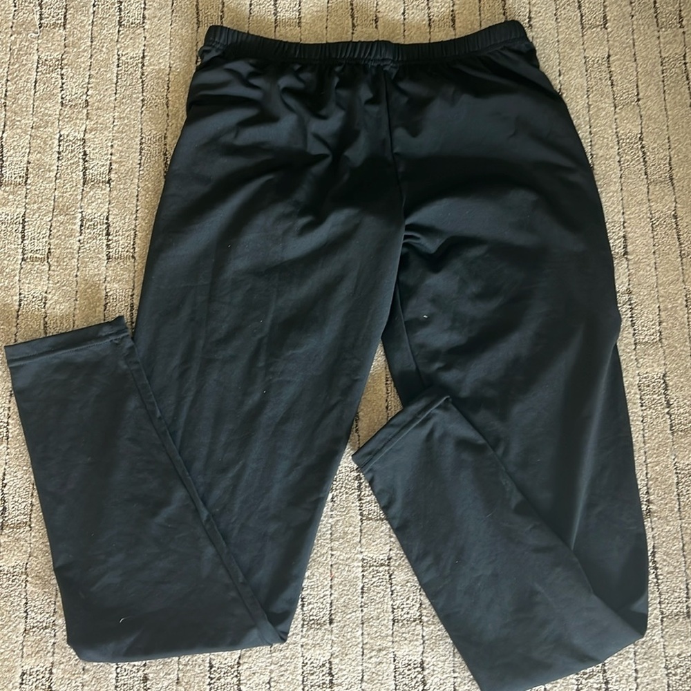 Vicherub NWOT black leggings